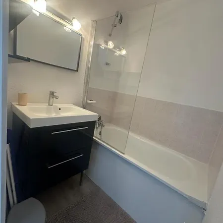 Daire T2 Bord De Plage, Bleu Marine 85 *